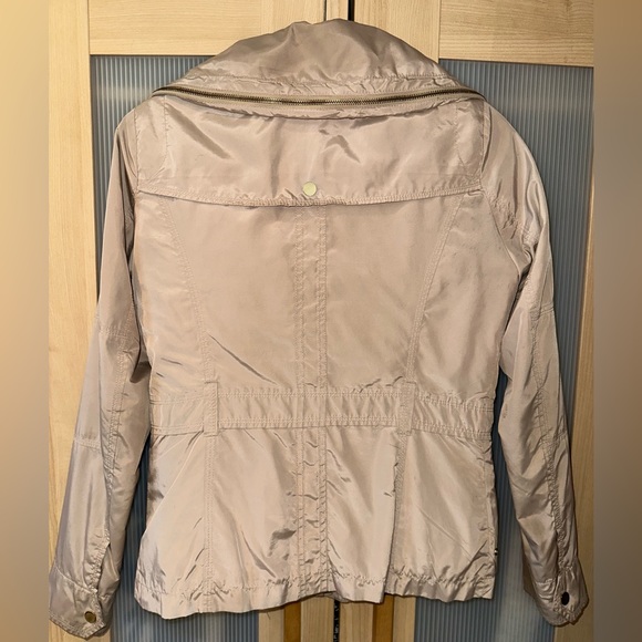 🦋 💫 Zara Womens Lightweight Rain Jacket - Picture 3 of 3